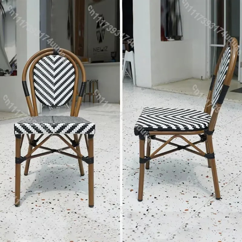 Stapelbare rotanstoel in Frans - Outdoor Furniture For Cafe recensie en prijs