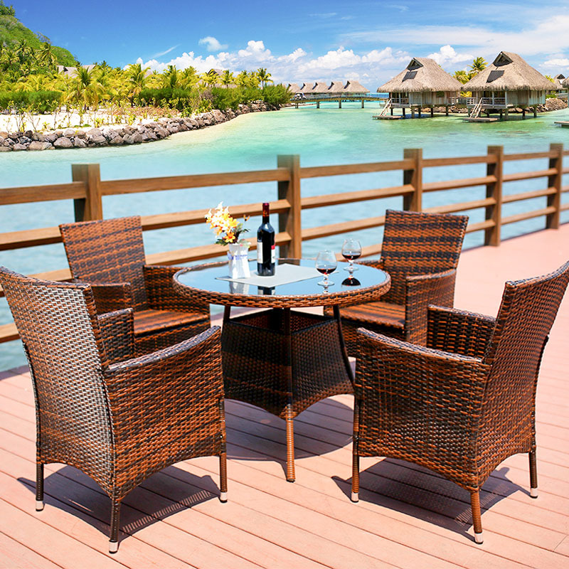 Buitentafels en stoelen binnen - Outdoor Furniture Table recensie en prijs
